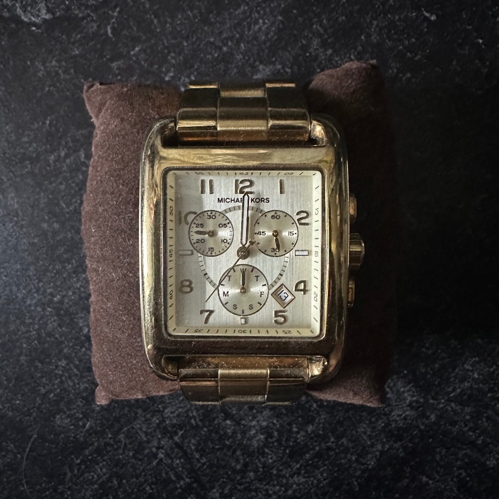 Michael Kors Jet Set Gold Bracelet Watch EUC